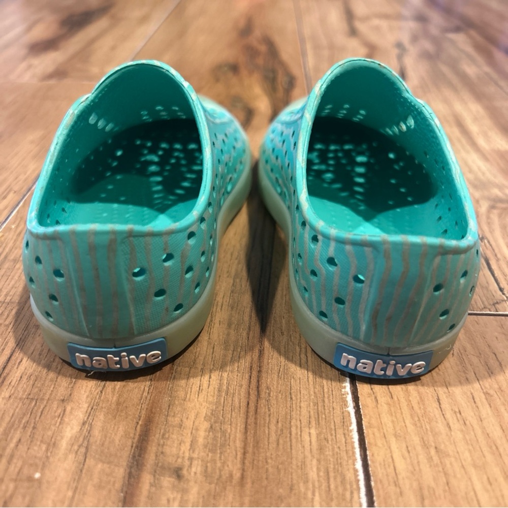 Native Jefferson Waterproof Slip-On Shoes Aqua Sz C8 - Picture 6 of 7